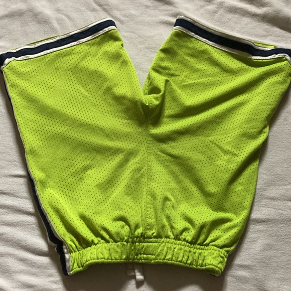 Hi Vis boys shorts - Picture 2 of 4